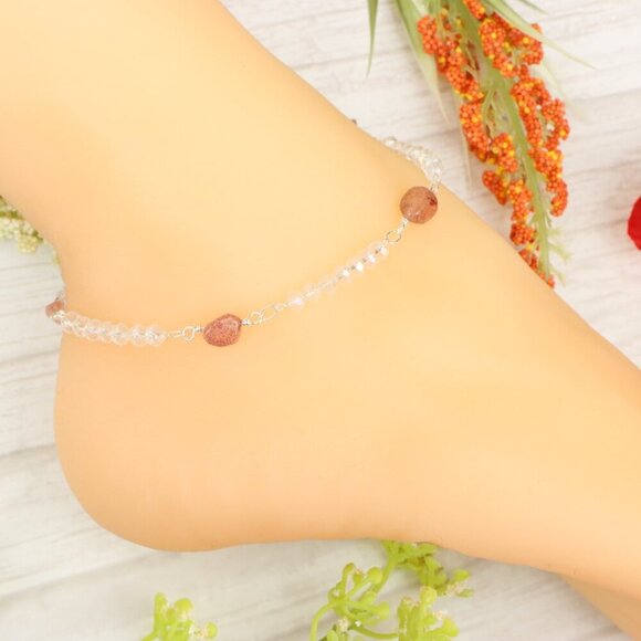 "Handmade Anklet – Elegant & Delicate Jewelry for Women | UNVRC1352 - Picture 4 of 10